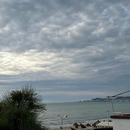 Sunset Sea View - Beachfront Balcony - Ac - Wifi Apartman Durrës Kültér fotó